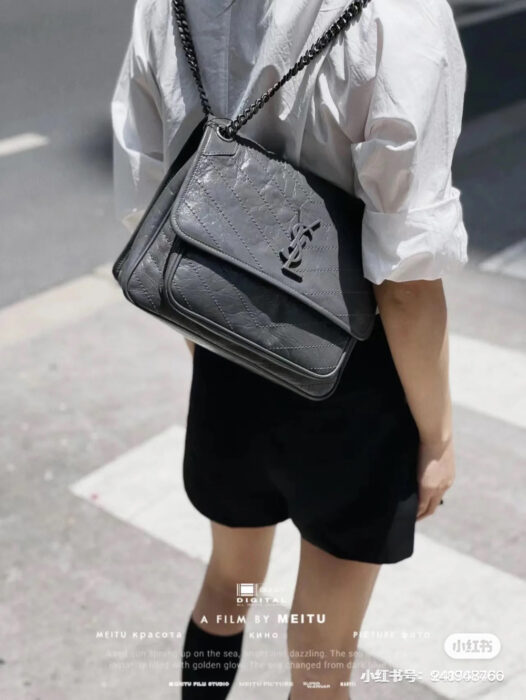 입생로랑 레플리카 니키 미디엄 빈티지 숄더백 6331580EN041000 7