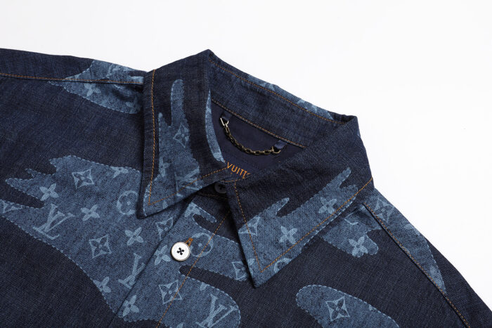 루이비통 모노그램 샴브레이 포켓 코튼 반팔 카라 셔츠 데님 1AIMJ8 레플리카 미러급 SA급 S급 고퀄리티 하이엔드 최상급 의류 [남성여성공용] 5