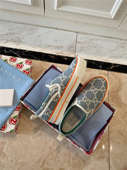 구찌 레플리카 GG 슈프림 테니스 슬립온 스니커즈 13