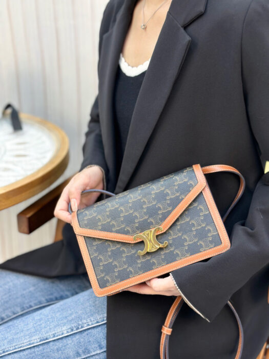 셀린느-레플리카-엔벨로프백-트리옹프-캔버스-카프스킨-명품 레플리카 미러 SA급 셀린느 레플리카 엔벨로프백 - 트리옹프 캔버스 & 카프스킨 113322EZH.04LU 6