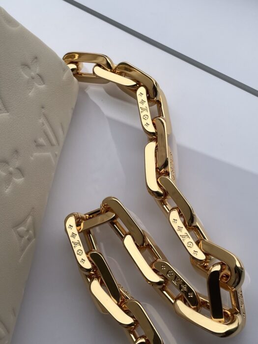 루이비통 레플리카 앙프렝뜨 쿠상 숄더백 16