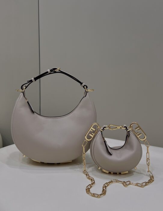 펜디 레플리카 그라피 미니백 28