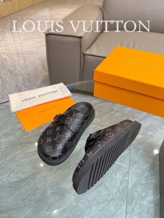 루이비통 레플리카 모노그램 앙프렝뜨 레더 이지 뮬 [블랙] 5