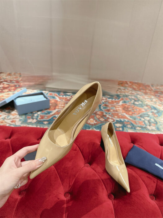 프라다 레플리카 브러시드 펌프스 힐 (굽높이7.5CM) P64916 22