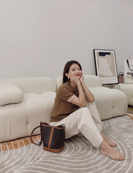 셀린느 탄 트리옹프 스몰 버킷백 [매장-230만원대] 레플리카 미러급 SA급 S급 고퀄리티 숄더백 크로스백 [여성] best 13