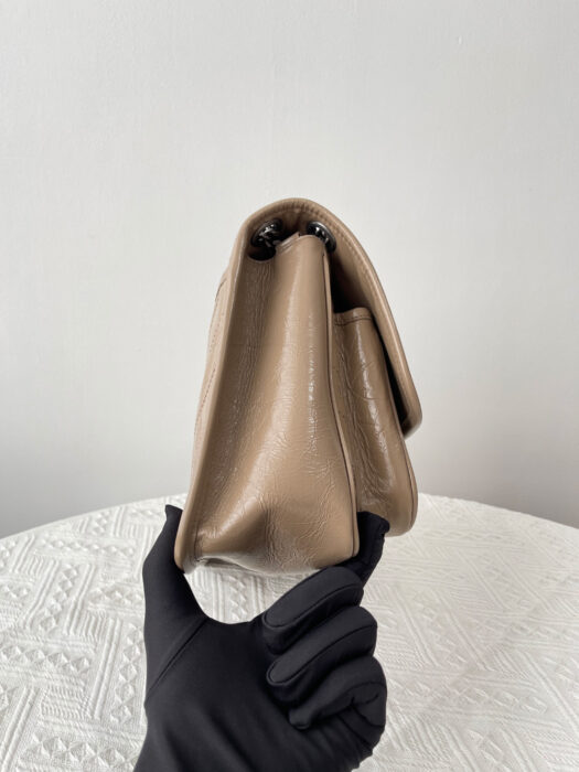 입생로랑 레플리카 니키 미디엄 빈티지 숄더백 6331580EN041000 22