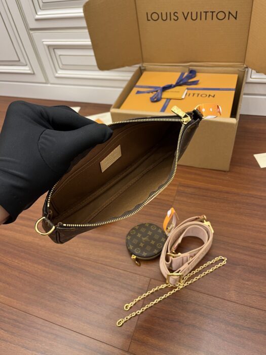 루이비통 레플리카 멀티 포쉐트 악세수아 M44840 20