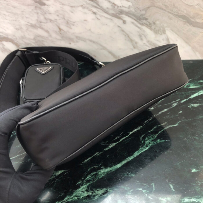 프라다 리나일론 사피아노 가죽 숄더백 [매장-260만원대] 레플리카 미러급 SA급 S급 고퀄리티 best 크로스백 [남성여성공용] 20