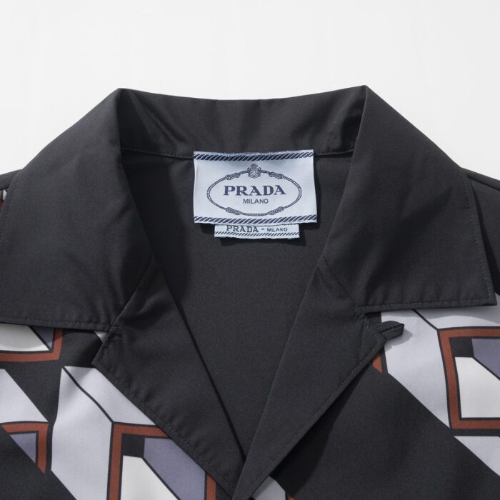 프라다 타임캡슐 프린티드 코튼 셔츠 블랙 스틸 페이크 레이어링 긴팔 셔츠 레플리카 미러급 SA급 S급 고퀄리티 하이엔드 최상급 의류 [남성여성공용] 5