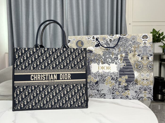 디올 레플리카 오블리크 스몰 북 도트백 5