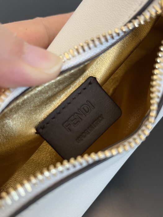 펜디 레플리카 그라피 미니백 16