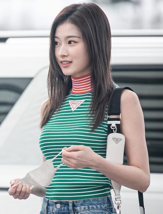 프라다 레플리카 가죽 트라이앵글백 3