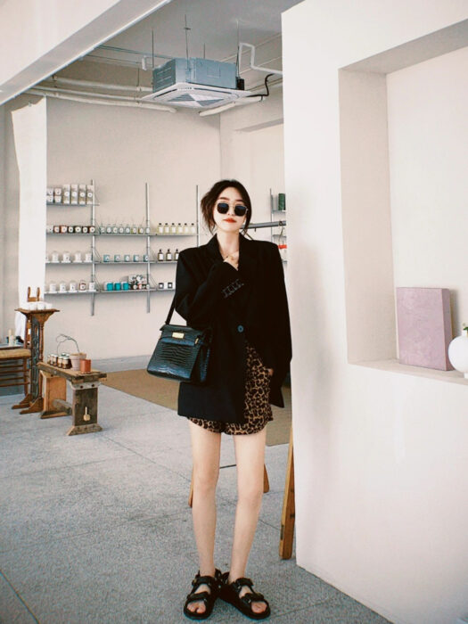 입생로랑 레플리카 맨해튼 샤이니 라지 숄더백 579271DND0J1000 6