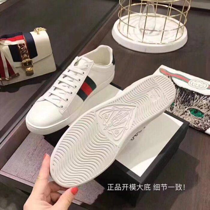 구찌 레플리카 에이스 위드 비 엠브로이더드 스니커즈 녹빨로고 7