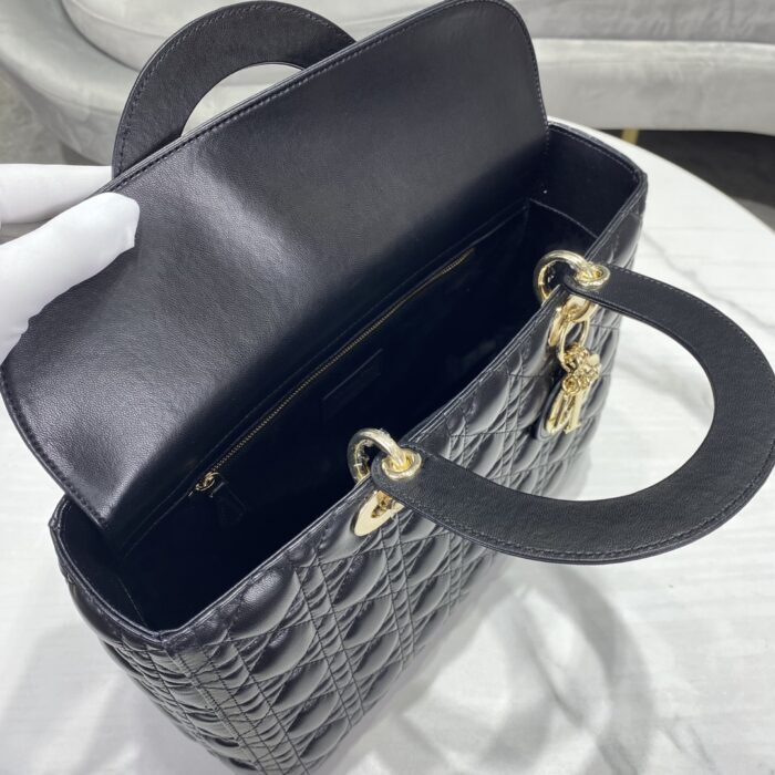 디올 레플리카 레이디디올 라지 백 까나쥬 10