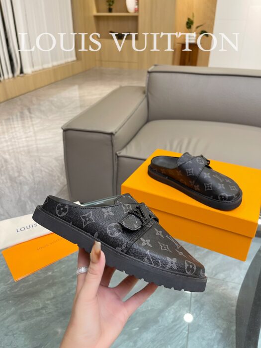 루이비통 레플리카 모노그램 앙프렝뜨 레더 이지 뮬 [블랙] 8