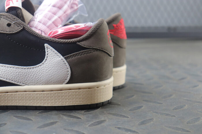 나이키 레플리카 트래비스 스캇 에어 조던 1 로우 모카 CQ4277-001 7