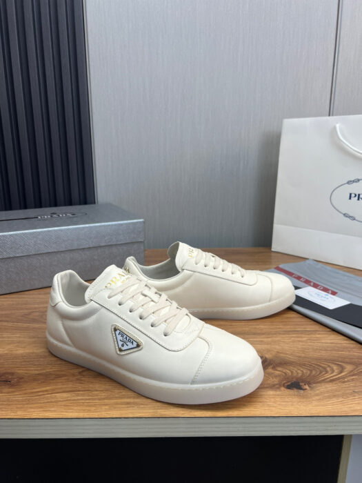 프라다 삼각로고 가죽 화이트 스니커즈 2EE394_013_F0304 [매장-150만원대] 레플리카 미러급 SA급 S급 고퀄리티 신발 최상급 하이엔드 - best 7