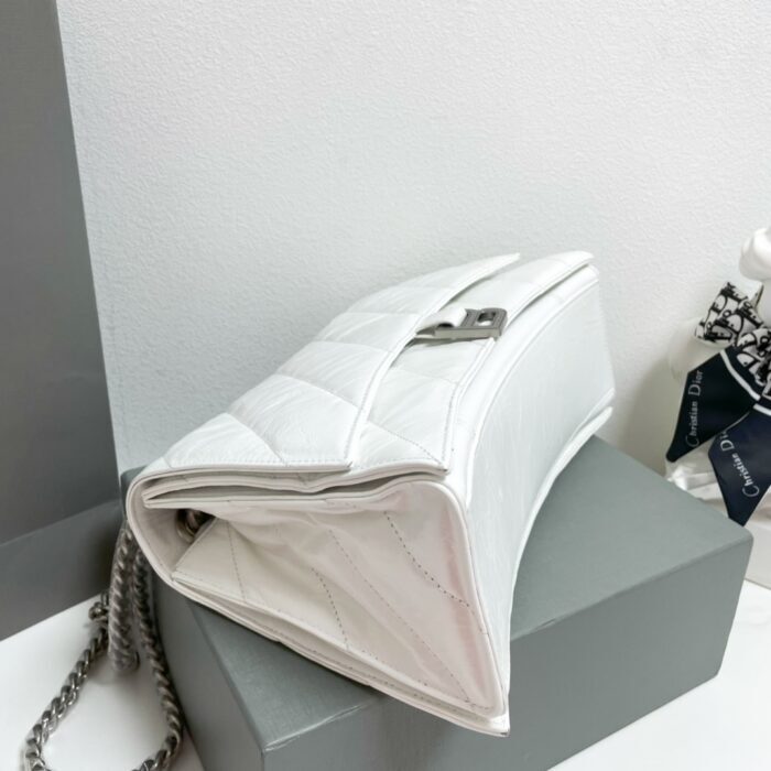 발렌시아가 레플리카 퀼트 크러쉬 미디움 체인백 옵틱 화이트 8