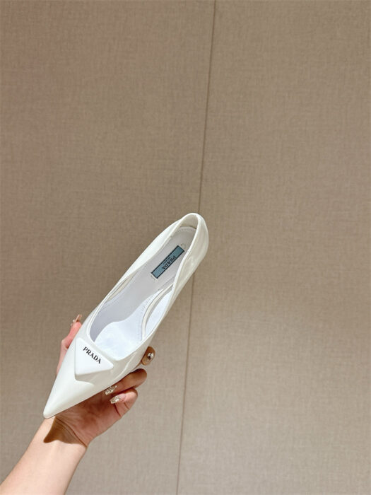 프라다 레플리카 브러시드 펌프스 힐 (굽높이7.5CM) P64916 3
