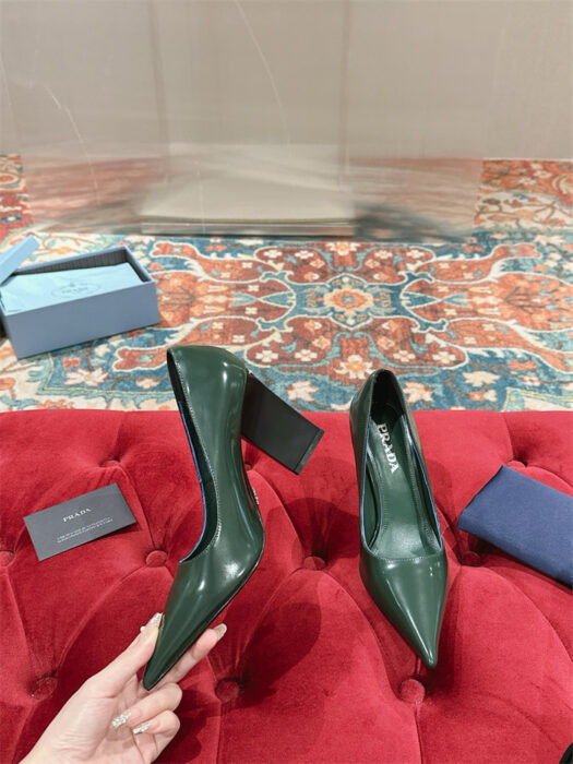 프라다 레플리카 브러시드 펌프스 힐 (굽높이7.5CM) P64916 31