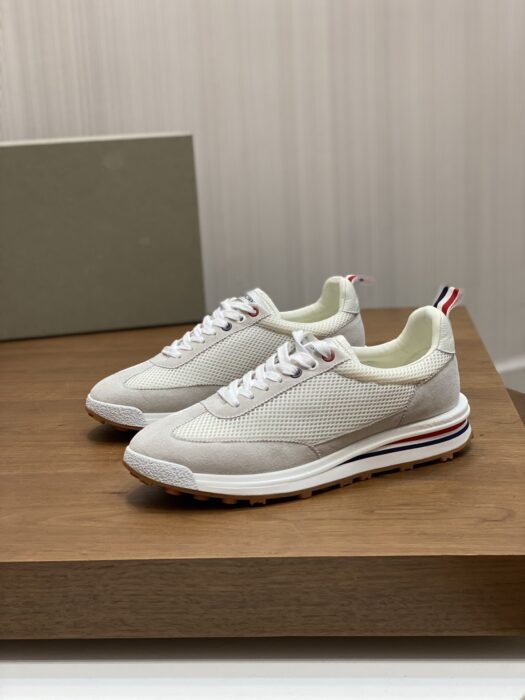 톰브라운 레플리카 퀄팅 나일론 테크 러닝 슈즈 2