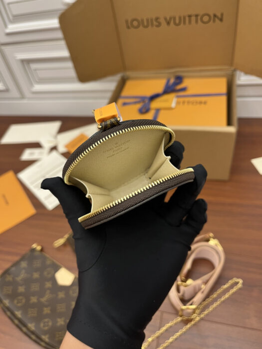 루이비통 레플리카 멀티 포쉐트 악세수아 M44840 9