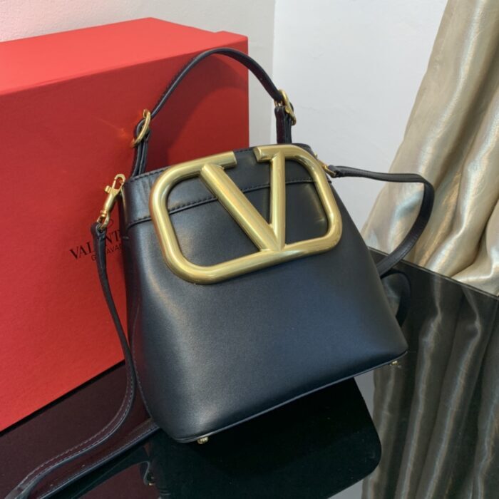 발렌티노 레플리카 슈퍼비 버킷백 12