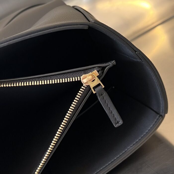 보테가베네타 레플리카 아르코 토트백 블랙 9