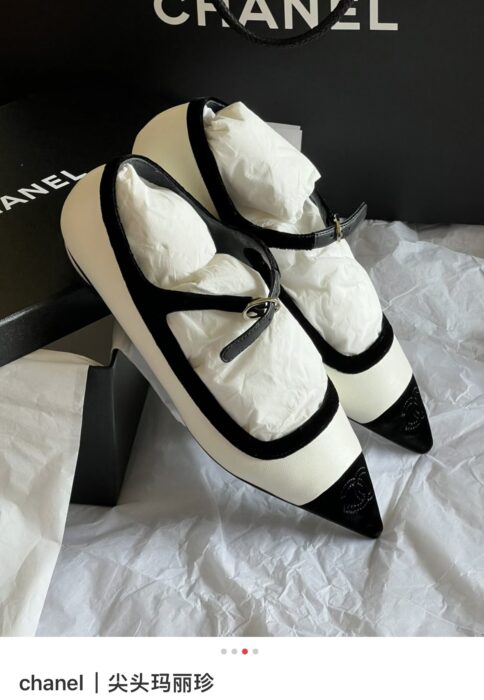 샤넬 레플리카 투톤 벨벳 메리제인 발레리나 플랫슈즈 [화이트] 12