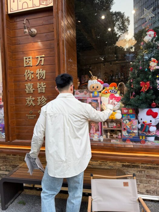 로에베 포켓 아나그램 자수 코튼 긴팔 셔츠 베이지 레플리카 미러급 SA급 S급 고퀄리티 하이엔드 최상급 의류 [남성여성공용] 2