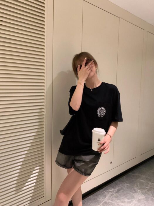 크롬하츠 뒷면 점보 프린트 반팔티 블랙 레플리카 미러급 SA급 S급 고퀄리티 하이엔드 최상급 의류 [남성여성공용]