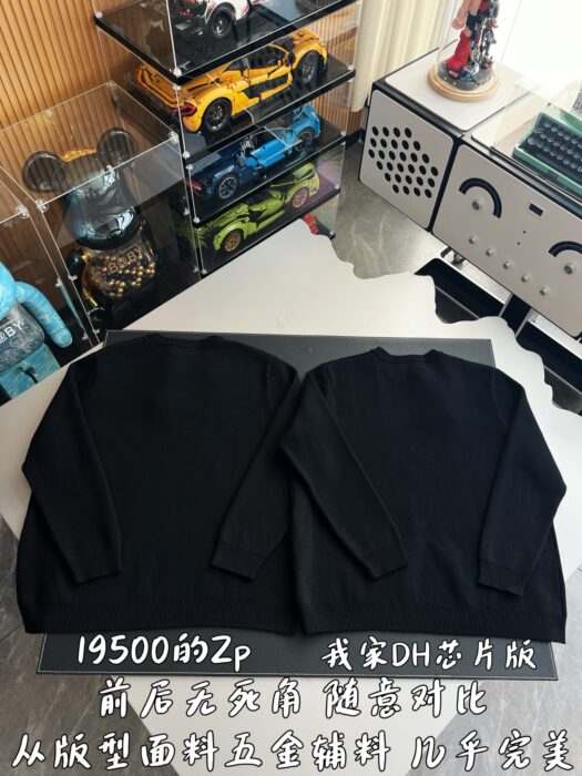 셀린느 코튼 스웨터 니트 블랙 RY0SN0X73 38OF 레플리카 미러급 SA급 S급 고퀄리티 하이엔드 최상급 의류 [남성여성공용] 4