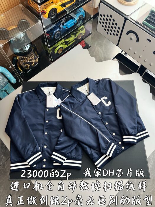 셀린느 사틴 나일론 테디 자켓 네이비 블루 RV08U0550 레플리카 미러급 SA급 S급 고퀄리티 하이엔드 최상급 의류 [남성여성공용] 5