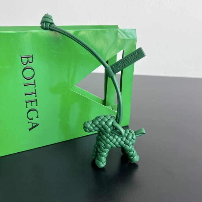 보테가베네타 도그 참 그린 807068 레플리카 미러급 SA급 S급 고퀄리티 최상급 하이엔드 악세사리 [남성여성공용]