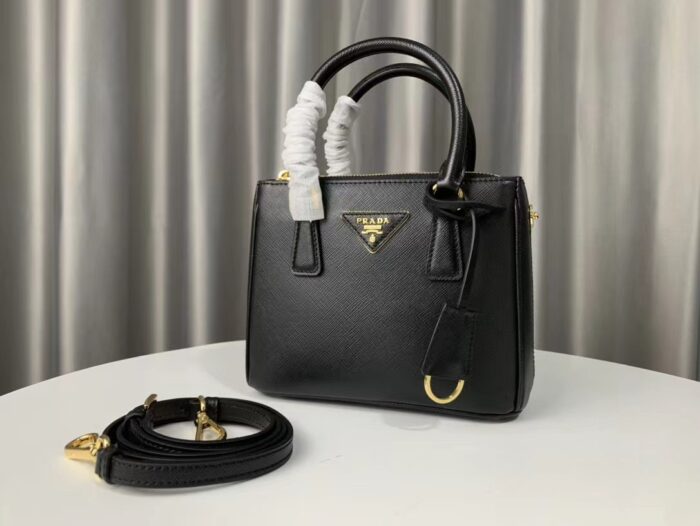 프라다 레플리카 갤러리아 사피아노 가죽 미니백 6