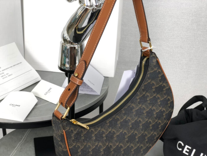 셀린느-레플리카-탄-아바-호보백-193952bzj04lu-명품 레플리카 미러 SA급 셀린느 레플리카 탄 아바 호보백 193952BZJ.04LU 18