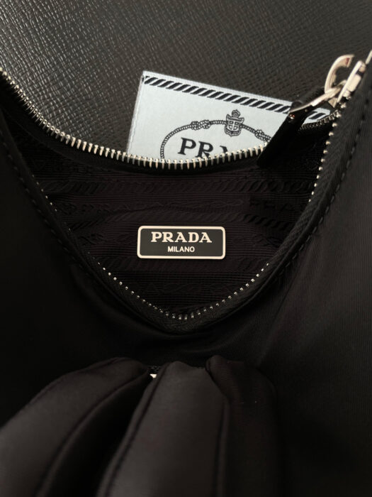 프라다 리에디션 2005 리나일론 사피아노 미니 호보백 [매장-160만원대] 레플리카 미러급 SA급 S급 고퀄리티 best 숄더백 [여성] 13