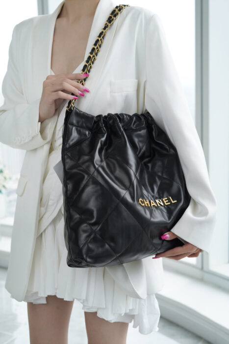 샤넬 22백 금장 미듐 [블랙] 레플리카 미러급 SA급 S급 고퀄리티 숄더백 크로스백 가방 best  [여성] 8