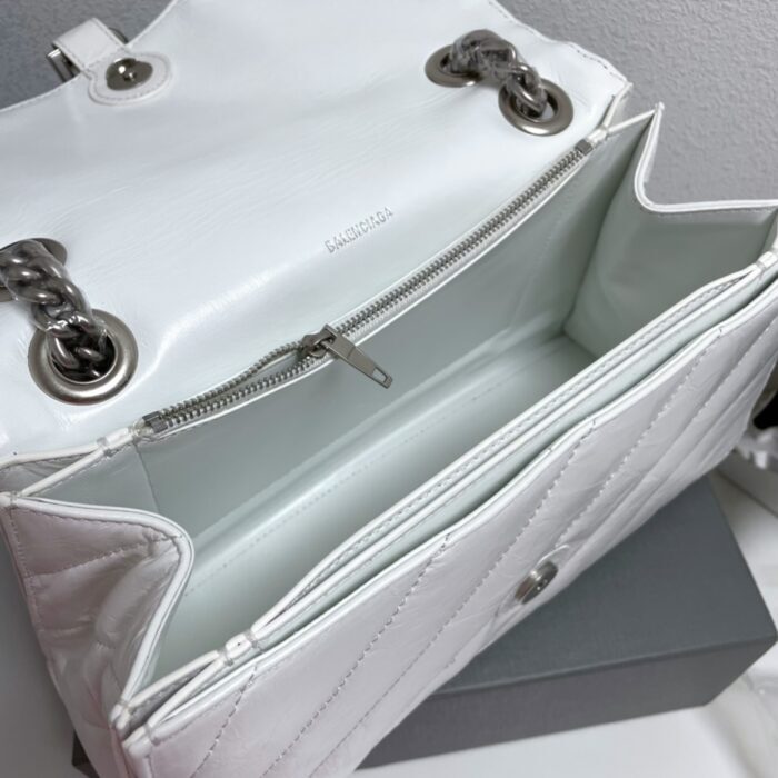 발렌시아가 레플리카 퀼트 크러쉬 미디움 체인백 옵틱 화이트 9