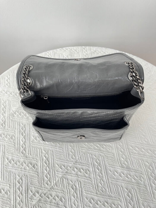 입생로랑 레플리카 니키 미디엄 빈티지 숄더백 6331580EN041000 33