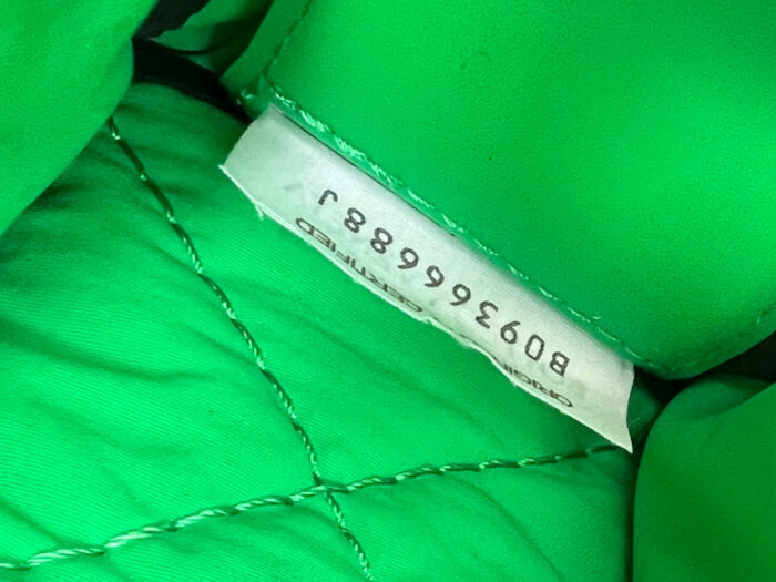 보테가베네타 레플리카 패딩 테크 카세트 백 [블랙&그린] 628951VB 8