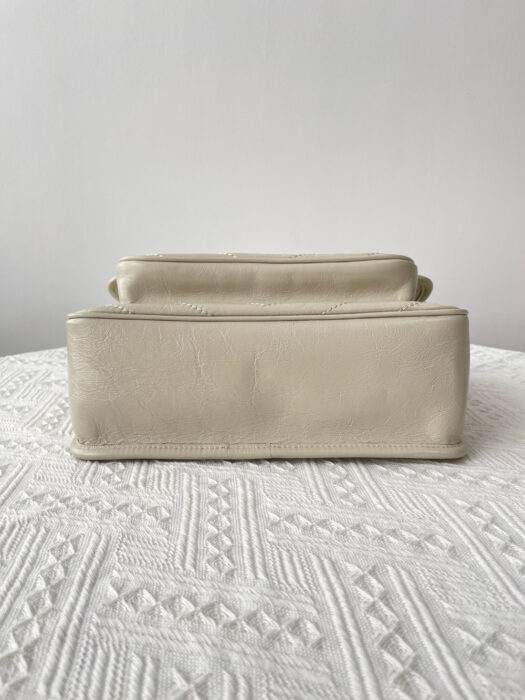 입생로랑 레플리카 니키 미디엄 빈티지 숄더백 6331580EN041000 28