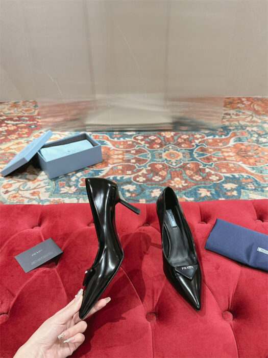 프라다 레플리카 브러시드 펌프스 힐 (굽높이7.5CM) P64916 13