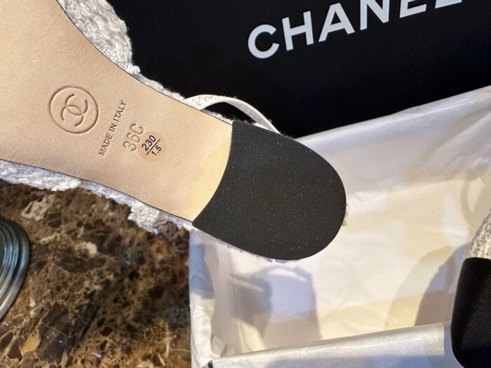 샤넬 레플리카 23SS 코튼 트위드 투톤 슬링백 펌프스 [화이트] 19