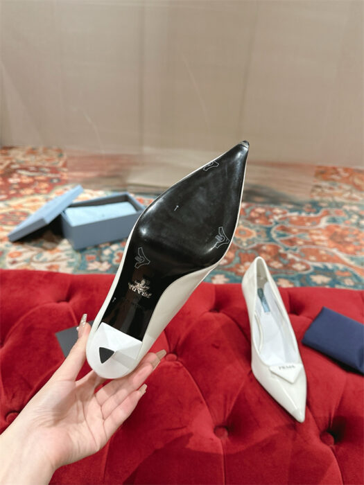 프라다 레플리카 브러시드 펌프스 힐 (굽높이7.5CM) P64916 10
