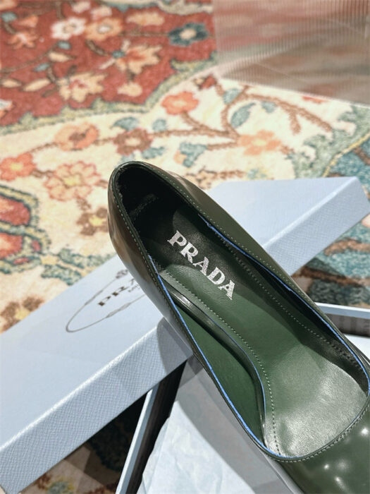 프라다 레플리카 브러시드 펌프스 힐 (굽높이7.5CM) P64916 35