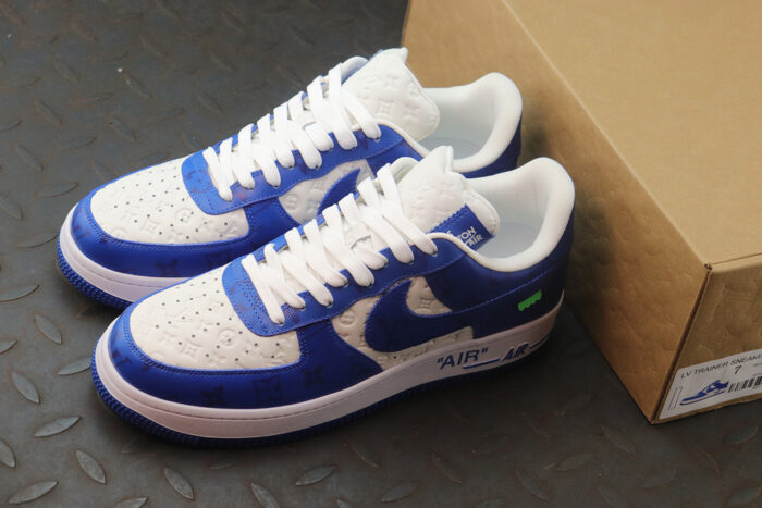 루이비통 레플리카 나이키 에어 포스 1 바이 버질 아블로 화이트 팀 로얄 LVNAFUB 9