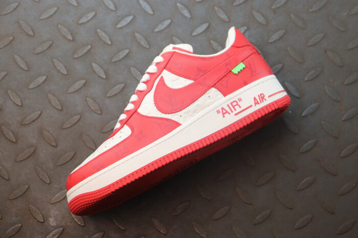 루이비통 레플리카 나이키 에어 포스 1 바이 버질 아블로 화이트 코멧 레드 LVNAFUR 11