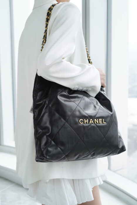 샤넬 레플리카 22백 금장 미듐 [블랙] 6